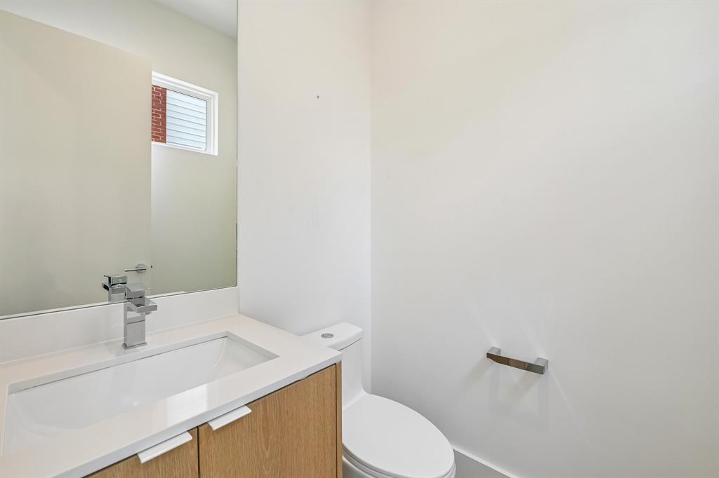 3941 Adrian Drive Dallas, TX 75209 - Photo 17 of 36