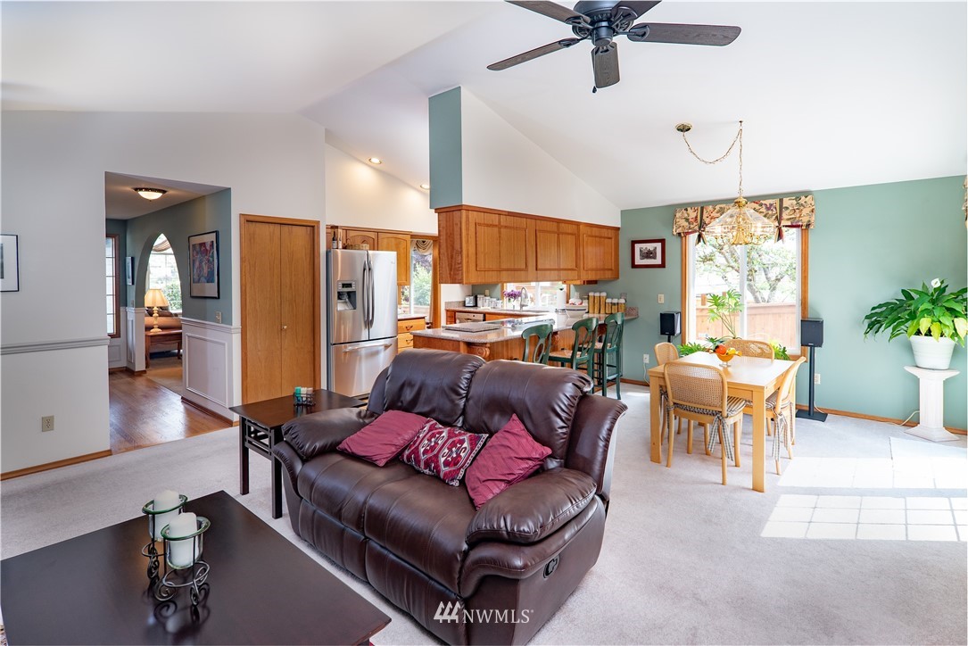 22824 14th Place West Bothell, WA 98021 - Photo 10 of 20
