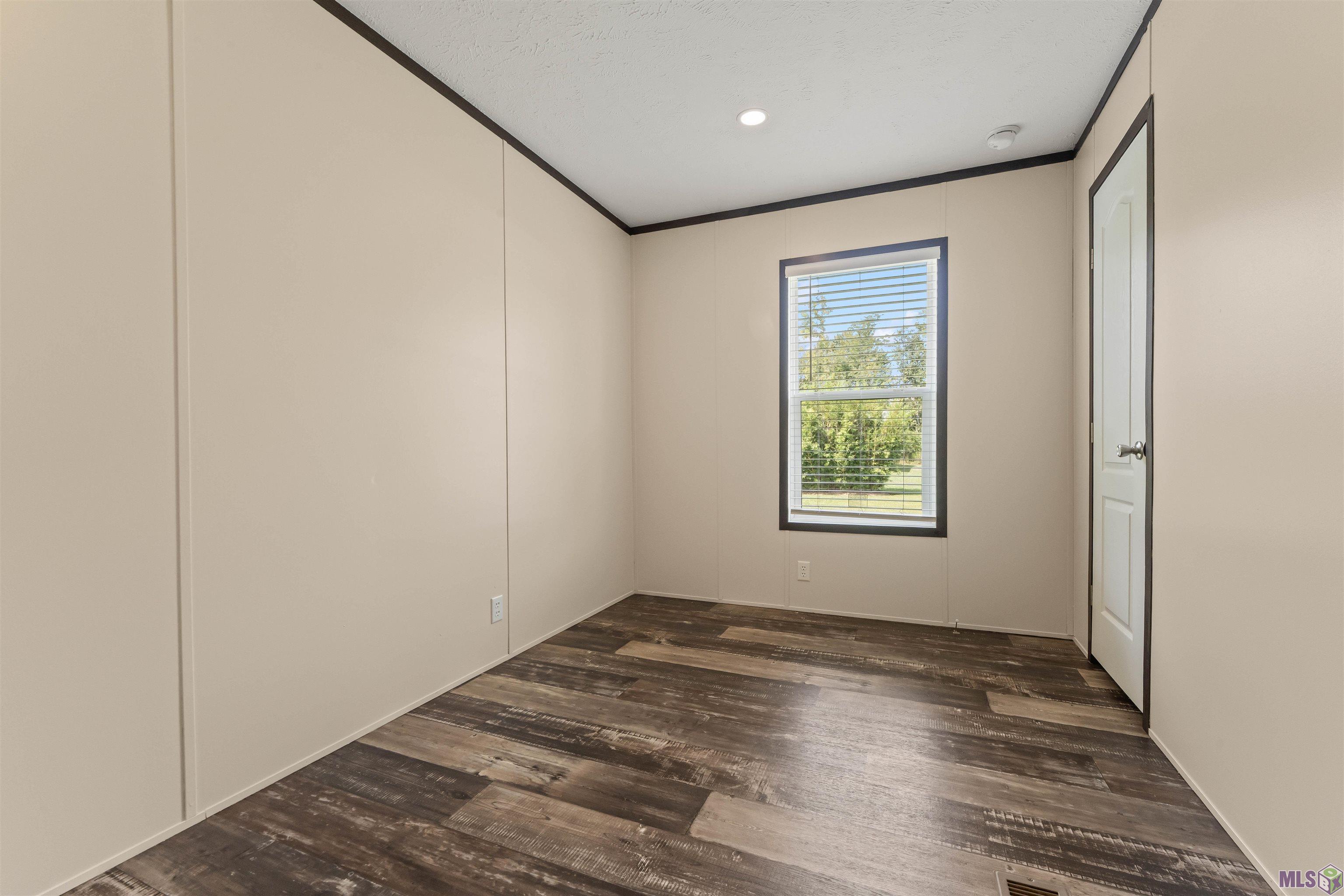12507 Hebert Road Gonzales, LA 70737 - Photo 13 of 17 Gallery Image 13