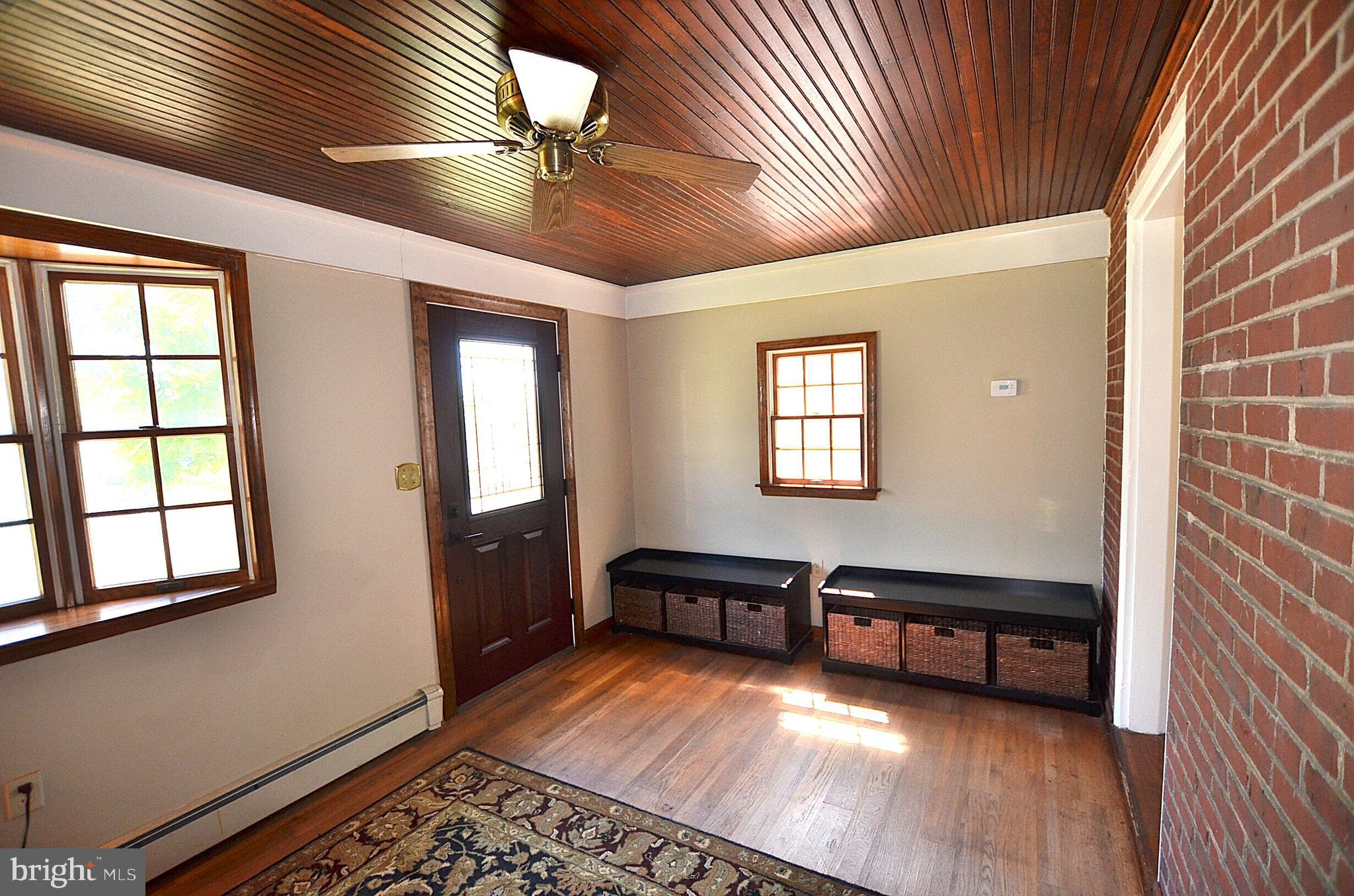 14 Hillside Road Claymont, DE 19703 - Photo 16 of 55 Enclosed front porch