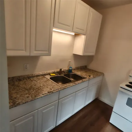 $1,350 | 145 Floral Avenue, Unit 4, Johnson City, NY 13790