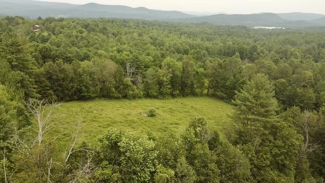 734 Gould Road Chester, VT 05143 - Photo 13 of 15 Gallery Image 13