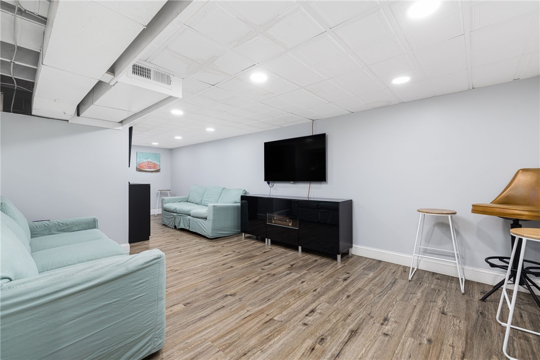 340 Old Mill Lane Portsmouth, RI 02871 - Photo 19 of 44