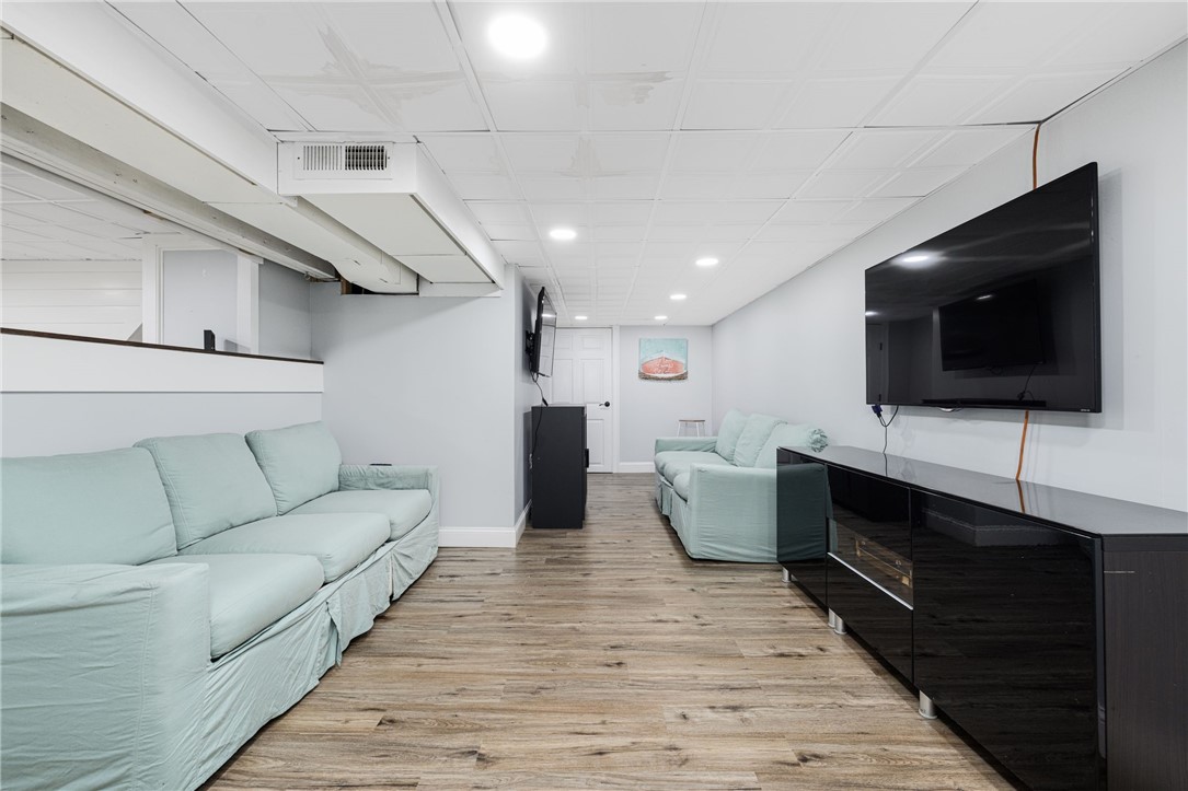 340 Old Mill Lane Portsmouth, RI 02871 - Photo 20 of 44