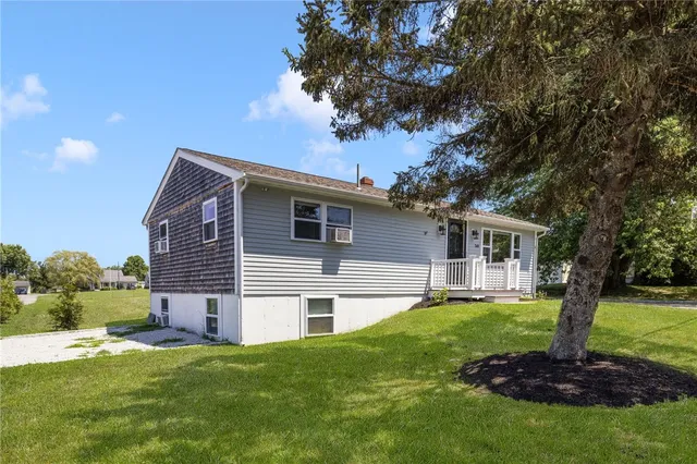 $3,000 | 340 Old Mill Lane, Portsmouth, RI 02871