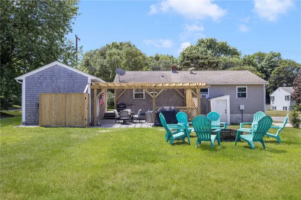 $3,000 | 340 Old Mill Lane, Portsmouth, RI 02871