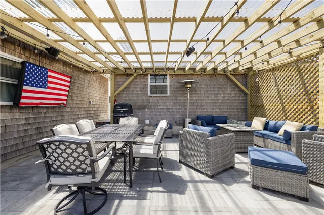 $3,000 | 340 Old Mill Lane, Portsmouth, RI 02871