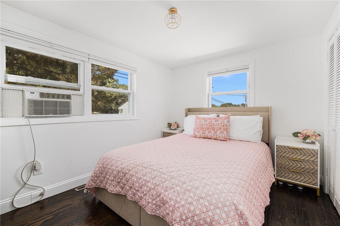 340 Old Mill Lane Portsmouth, RI 02871 - Photo 9 of 44