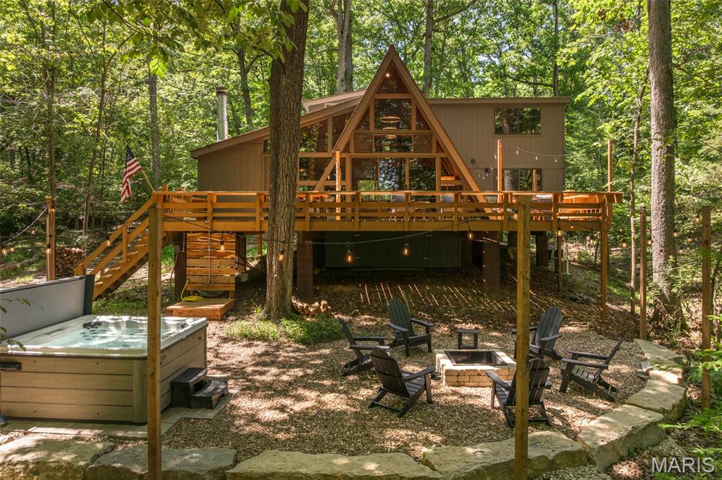 444 Fox Fire Circle Innsbrook, MO 63390 - Photo 1 of 47