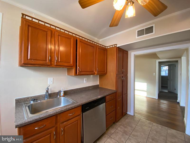 40 Louise Road New Castle, DE 19720 - Photo 7 of 20 Gallery Image 7