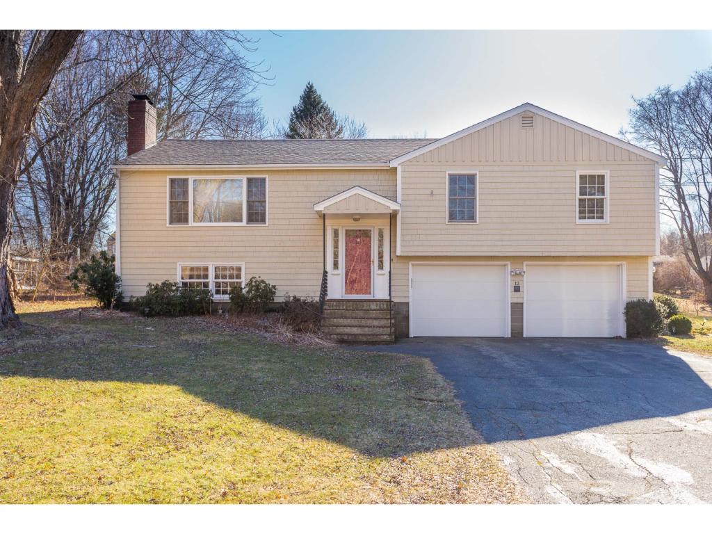 12 Glenwood Road Hampton Falls, NH 03844 - Photo 1 of 32 Gallery Image 1