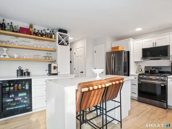 $499,000 | 1117 Black Rock Turnpike, Unit 1117, Fairfield, CT 06824