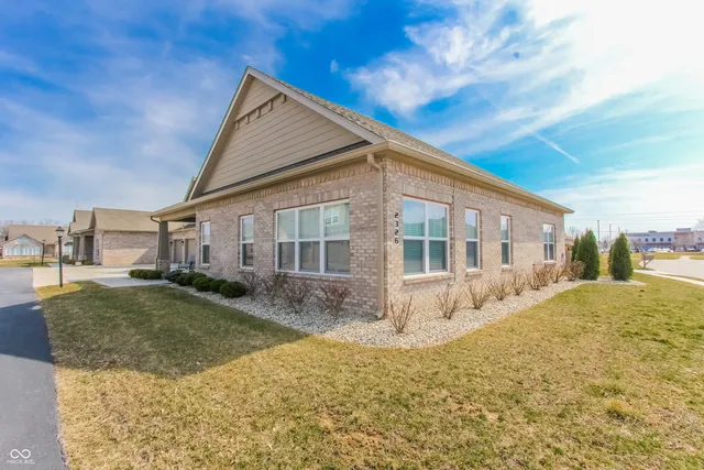 $375,000 | 2326 Saddle Drive, Shelbyville, IN 46176