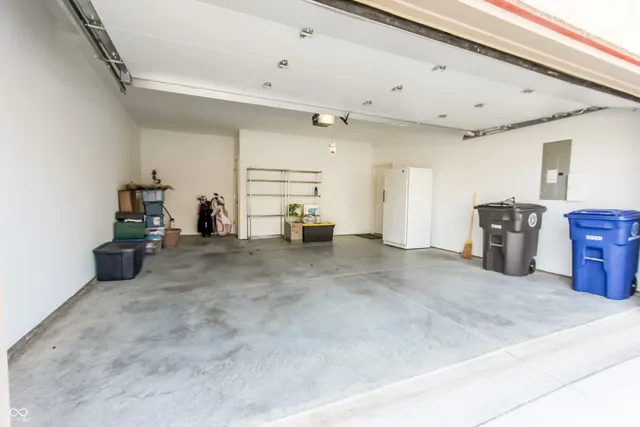 $375,000 | 2326 Saddle Drive, Shelbyville, IN 46176