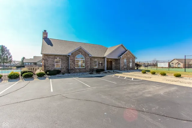 $375,000 | 2326 Saddle Drive, Shelbyville, IN 46176