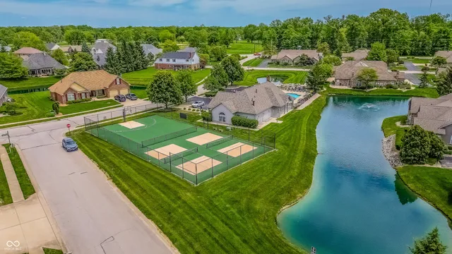 $375,000 | 2326 Saddle Drive, Shelbyville, IN 46176