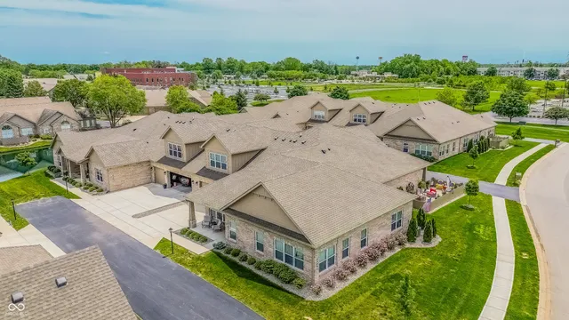 $375,000 | 2326 Saddle Drive, Shelbyville, IN 46176