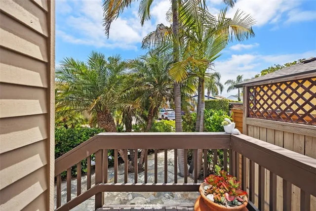 $259,000 | 30802 Coast Highway, Unit D20, Laguna Beach, CA 92651