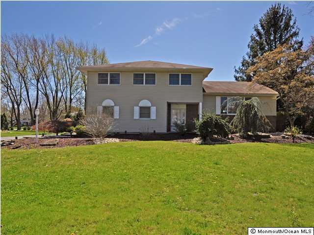 2 Sandybrook Road Manalapan, NJ 07726 - Photo 1 of 3 Primary Photo