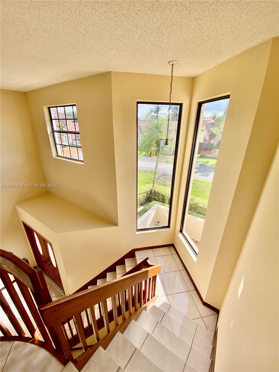 15071 Southwest 44th Terrace Miami, FL 33185 - Photo 23 of 32