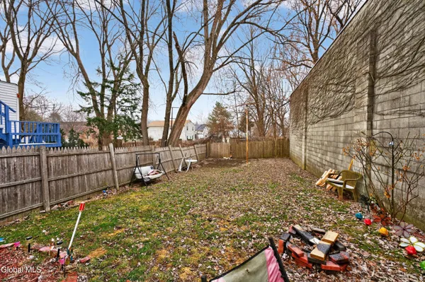$109,000 | 12 Quail Street, Albany, NY 12206