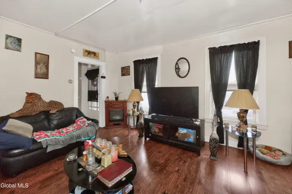 $109,000 | 12 Quail Street, Albany, NY 12206
