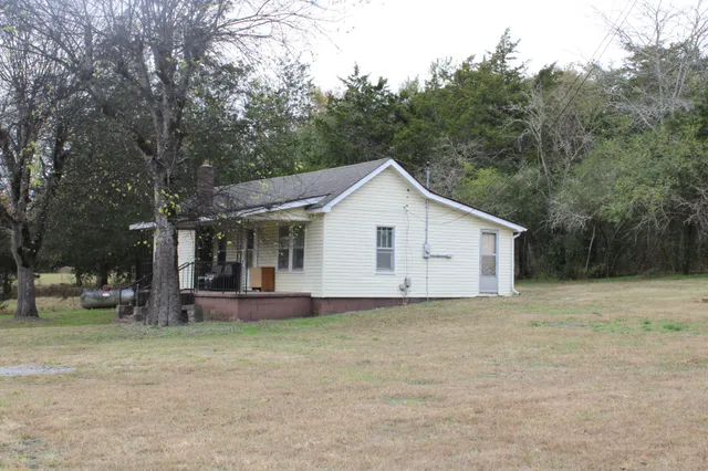 $109,900 | 222 Vinta Mill Road, Prospect, TN 38477