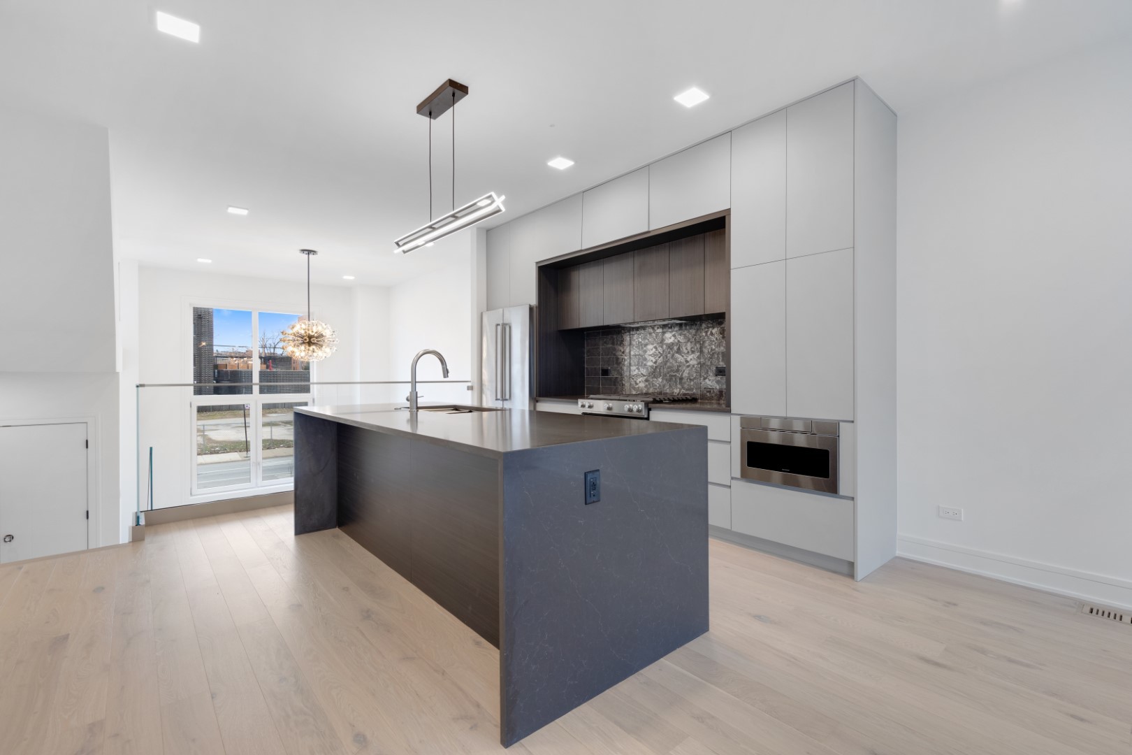 334 East Pershing Road Chicago, IL 60653 - Photo 25 of 86