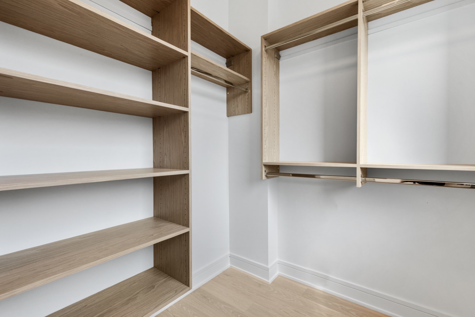 334 East Pershing Road Chicago, IL 60653 - Photo 49 of 86