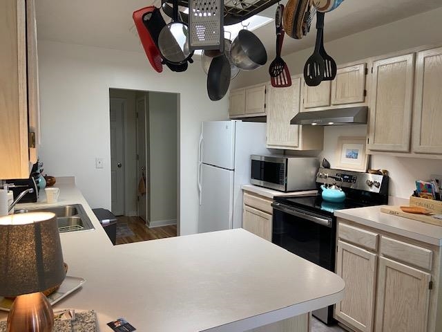 153 Reef Run Road Pawleys Island, SC 29585 - Photo 28 of 37