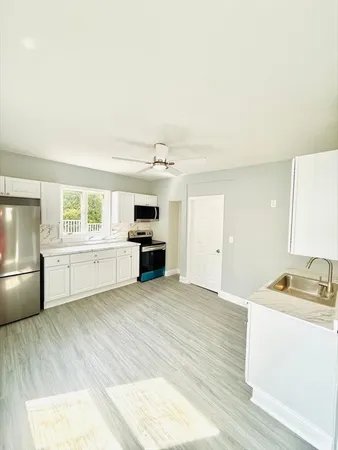 $2,700 | 154 Marshall Street, Unit 2, Fitchburg, MA 01420