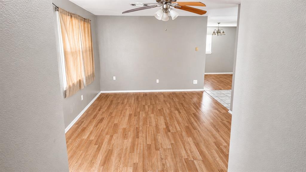4422 Ridgedale Drive Mesquite, TX 75150 - Photo 11 of 18