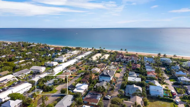 $1,995,000 | 7 Fayette Drive, Ocean Ridge, FL 33435