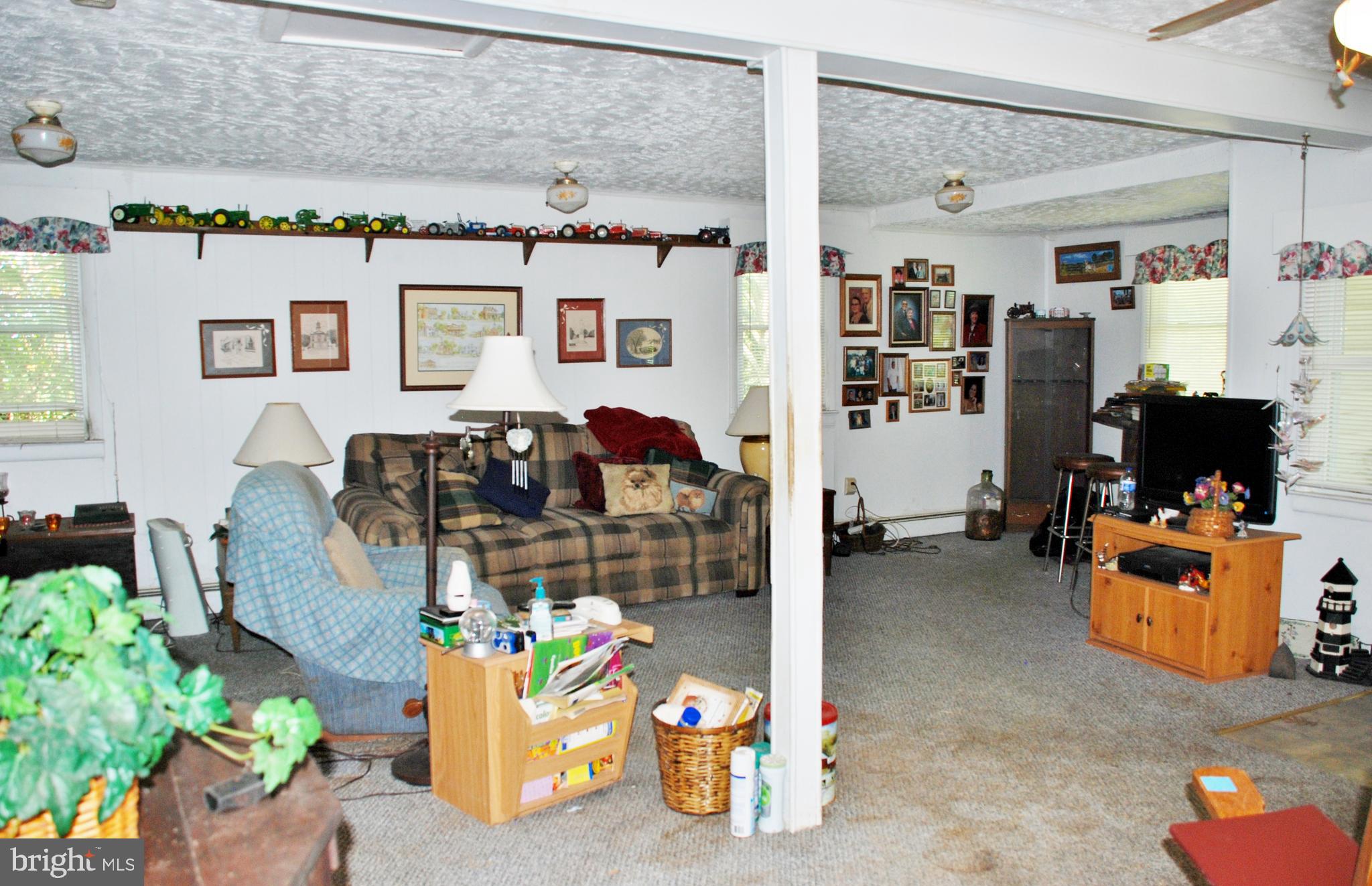 13130 Dutch Hollow Road Culpeper, VA 22701 - Photo 27 of 51 Family room or primary bedroom