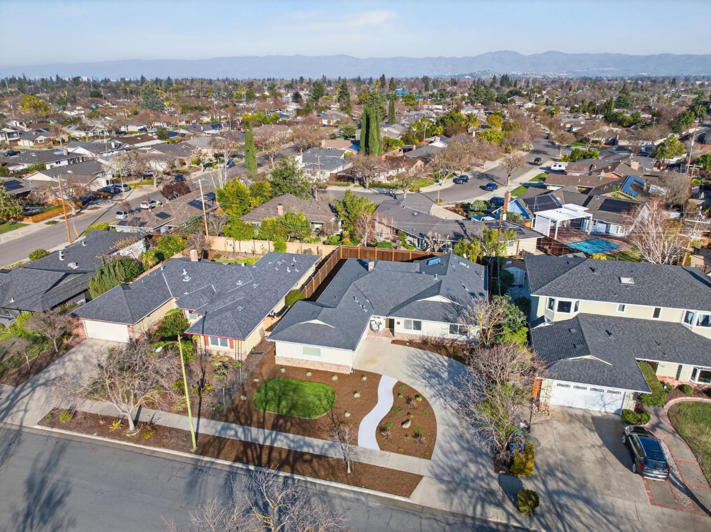 2864 Nicholas Drive San Jose, CA 95124 - Photo 6 of 57