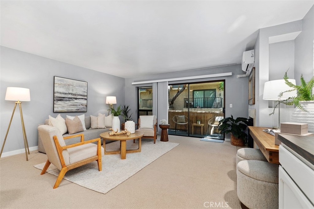 12300 Montecito Road, Unit 39 Seal Beach, CA 90740 - Photo 8 of 41 Living Area