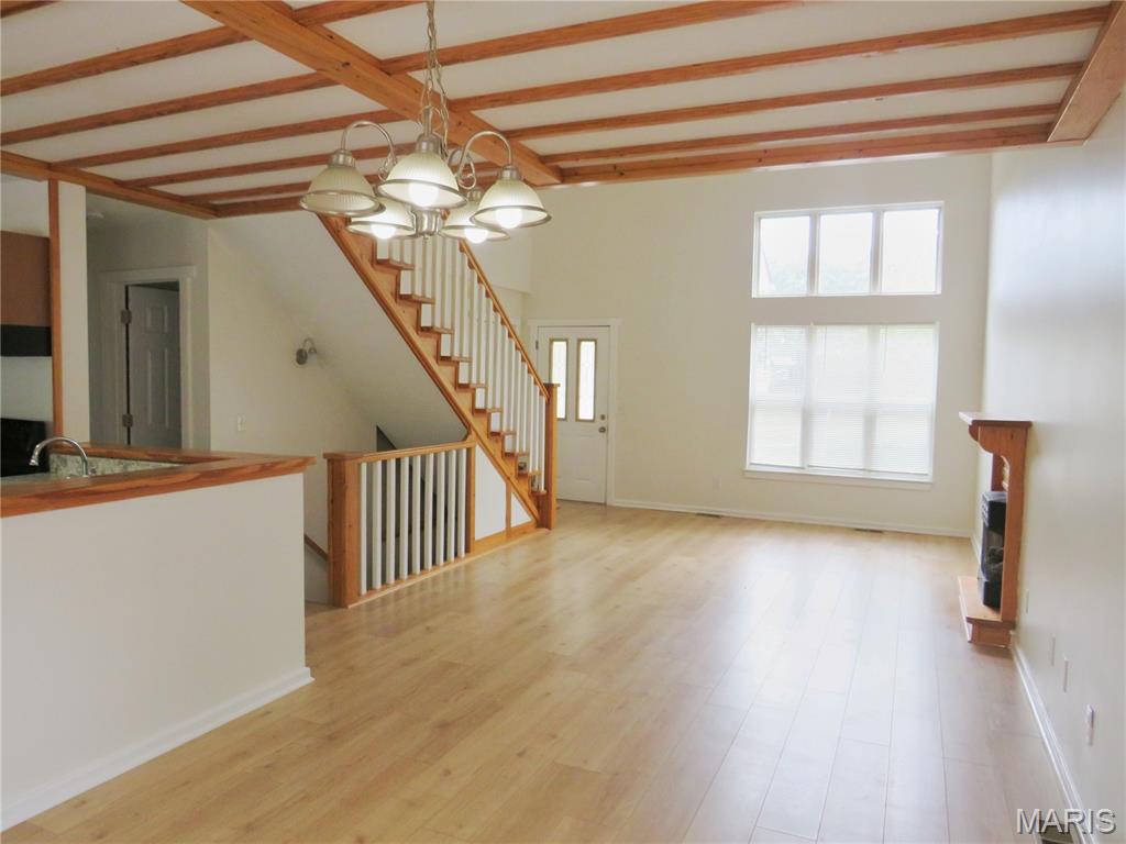 811 Shady Lane Sullivan, MO 63080 - Photo 6 of 29