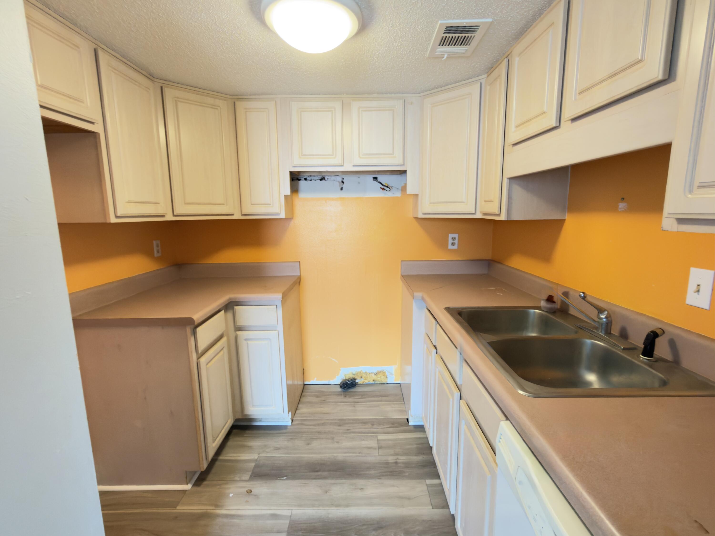 101 Old Ferry Road, Unit 12C Shalimar, FL 32579 - Photo 3 of 12 IMG_8903