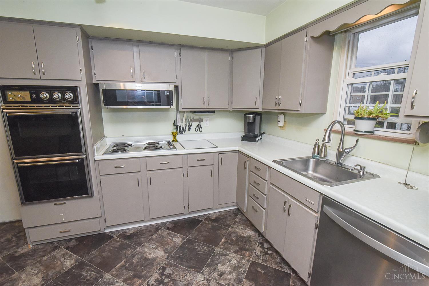 3839 Hopper Hill Road Cincinnati, OH 45255 - Photo 11 of 25 Gallery Image 11
