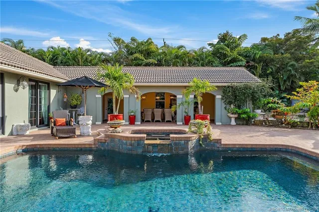 $1,395,000 | 4803 Southwest Lake Grove Circle, Palm City, FL 34990