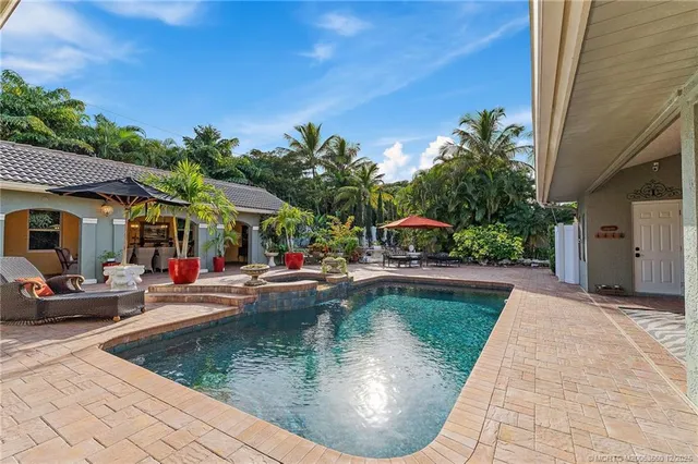 $1,395,000 | 4803 Southwest Lake Grove Circle, Palm City, FL 34990