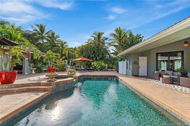 $1,395,000 | 4803 Southwest Lake Grove Circle, Palm City, FL 34990