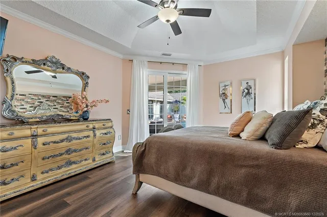 $1,395,000 | 4803 Southwest Lake Grove Circle, Palm City, FL 34990