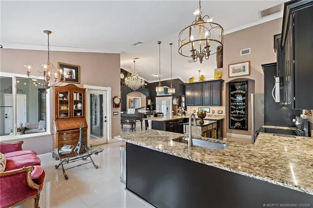 $1,395,000 | 4803 Southwest Lake Grove Circle, Palm City, FL 34990