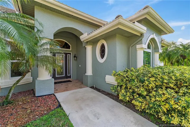 $1,395,000 | 4803 Southwest Lake Grove Circle, Palm City, FL 34990