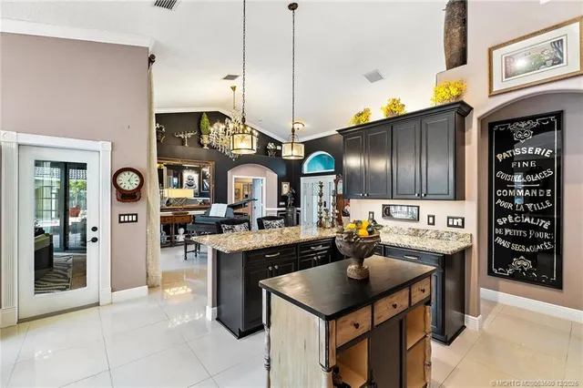 $1,395,000 | 4803 Southwest Lake Grove Circle, Palm City, FL 34990