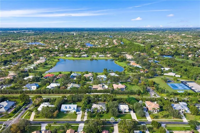 $1,395,000 | 4803 Southwest Lake Grove Circle, Palm City, FL 34990