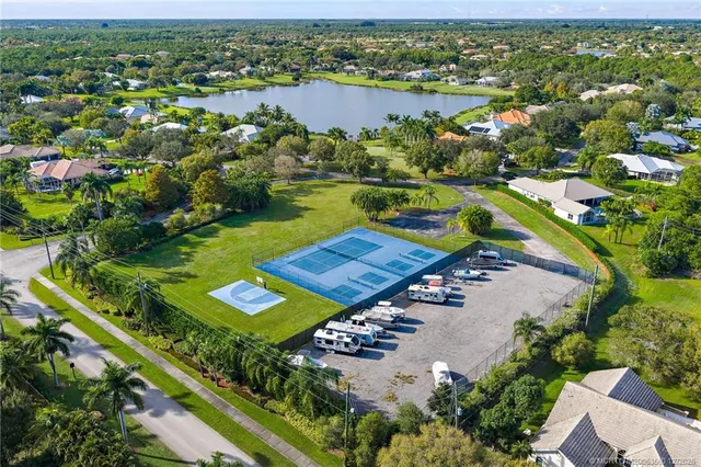 $1,395,000 | 4803 Southwest Lake Grove Circle, Palm City, FL 34990