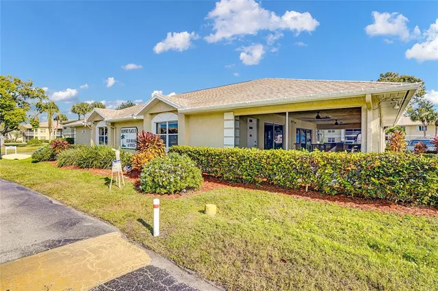 $1,750 | 1560 Southeast Royal Green Circle, Unit S 103, Port St. Lucie, FL 34952