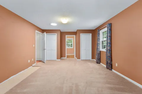 $524,900 | 137 Canterbury Road, Eau Claire, WI 54701